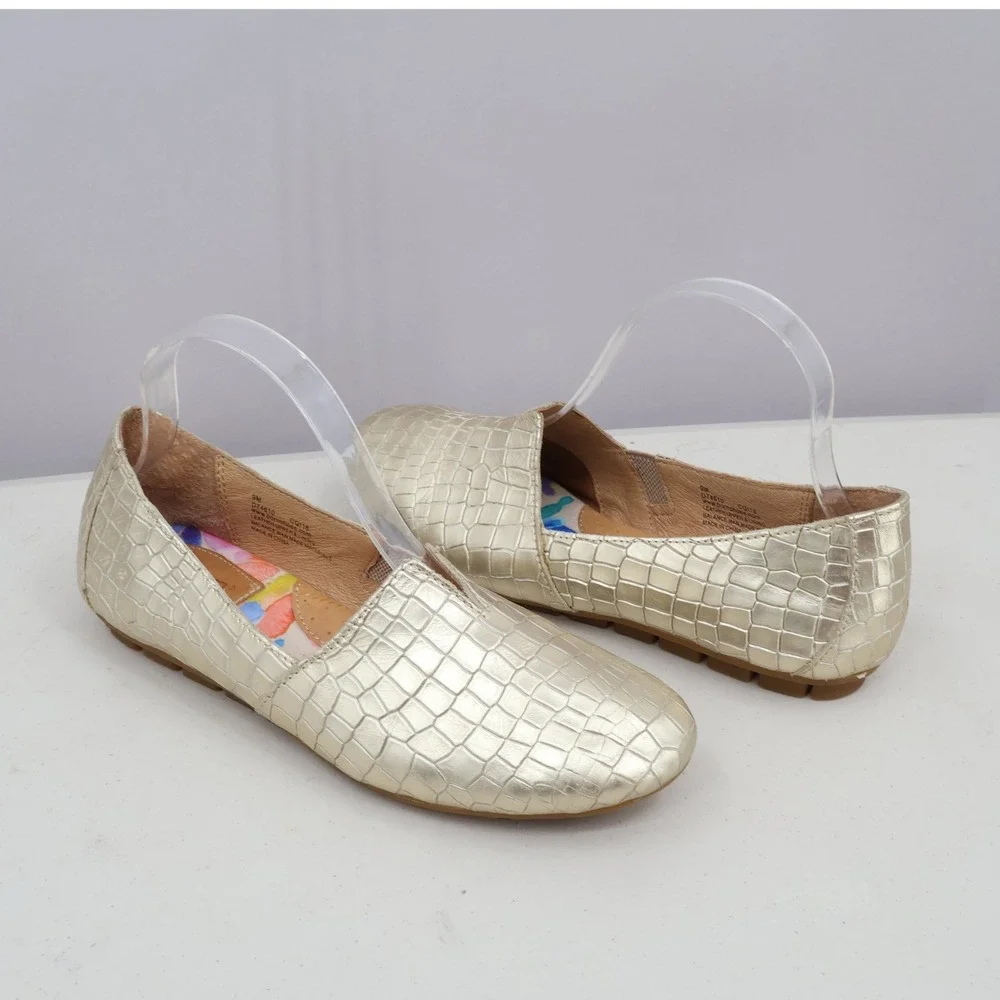 Born Metallic Ballet Flats Women 9 Gold Loafer Crocodile Embossed Leather D74610